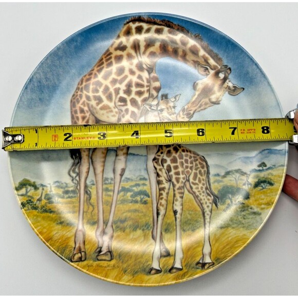 KNOWLES "A Kiss for Mother" 8.5" Plate w/ Box & COA - Yin-Rei-Hicks - Giraffes - Picture 9 of 9